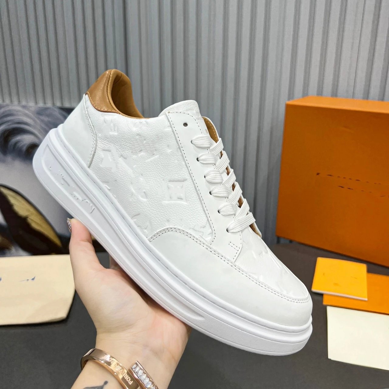 Louis Vuitton Sneakers Low-Top Embossed Monogram image 2