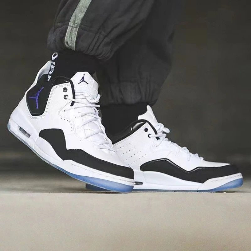 Jordan Sneakers Dub Zero image 2
