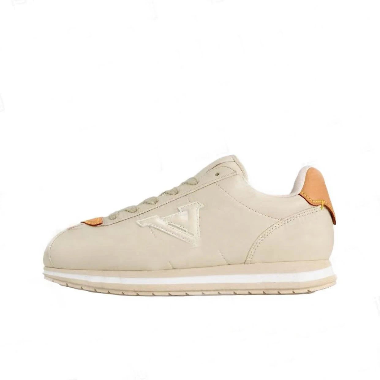 Louis Vuitton Sneakers Run Away — Off-white