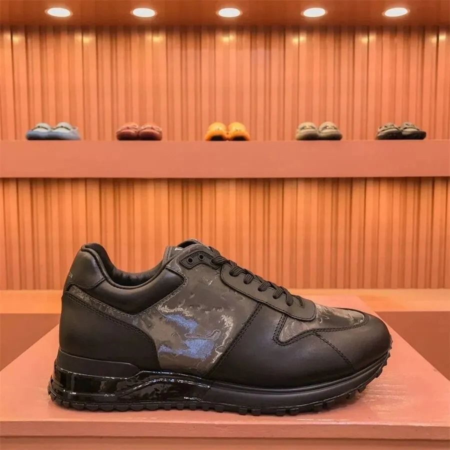 Louis Vuitton Sneakers Low-Top Lace-Up Monogram — 05