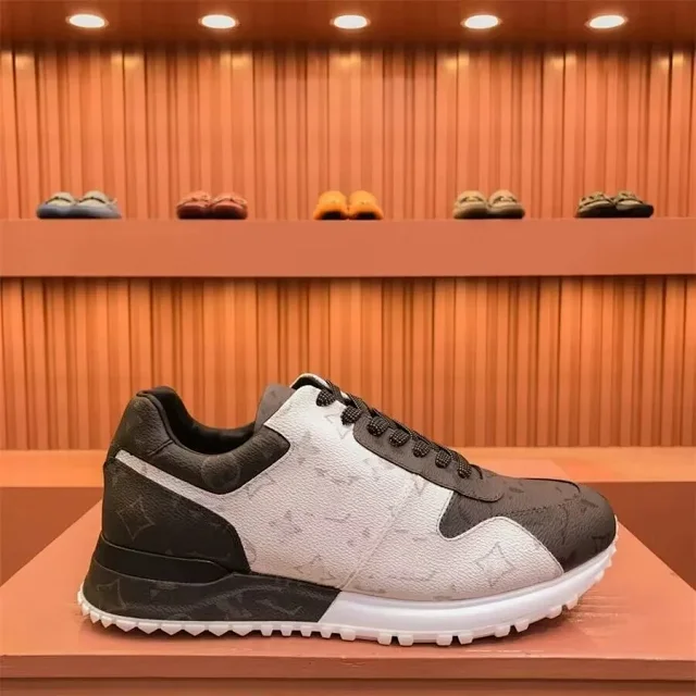 Louis Vuitton Sneakers Low-Top Lace-Up Monogram product detail image 11