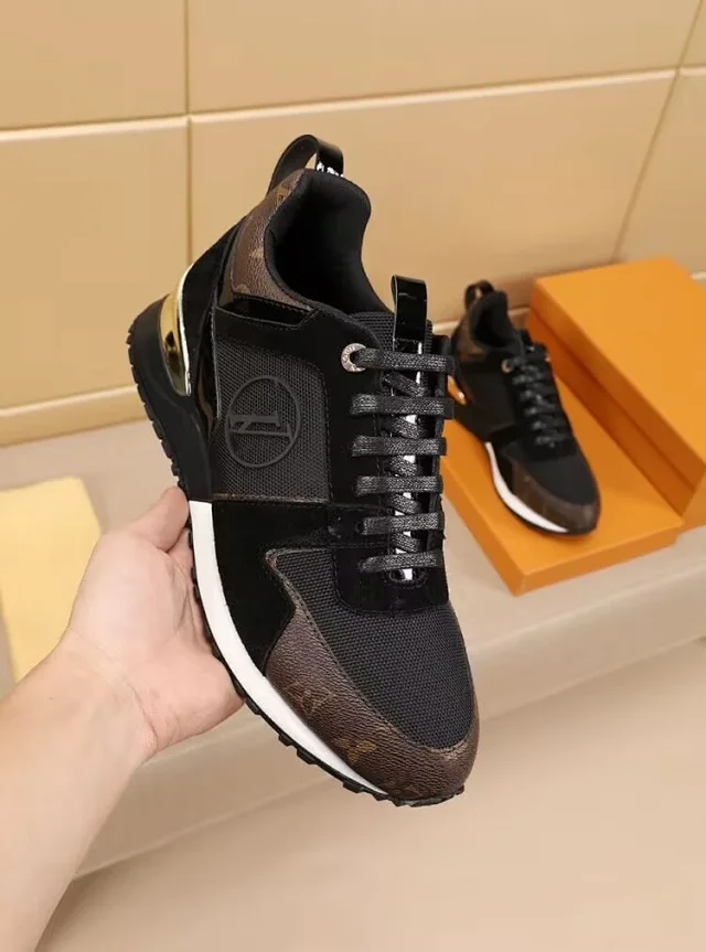 Louis Vuitton Sneakers Low-Top Lace-Up Monogram product detail image 21