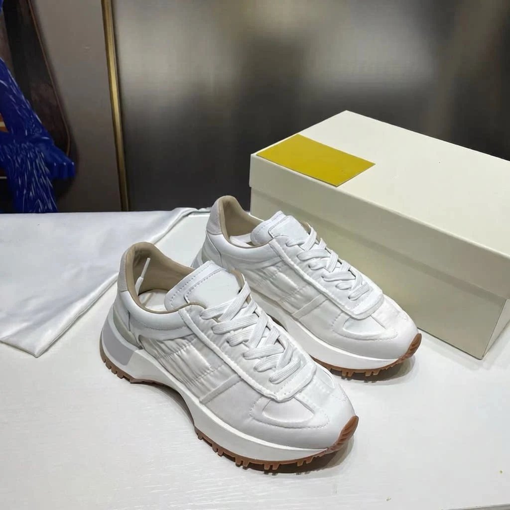 LOG Sneakers Low-Top Lace-Up Chunky Sole — white
