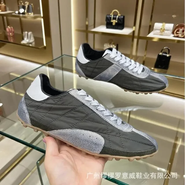 Unbranded Sneakers Low-profile quilted lace-up with lug sole product detail image 5