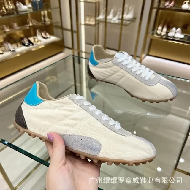 Unbranded Sneakers Low-profile quilted lace-up with lug sole product detail image 10