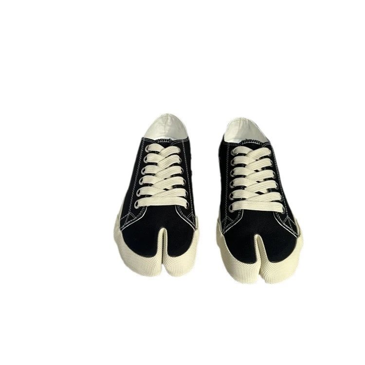 Maison Margiela Sneakers Tabi split-toe canvas low-top image 5