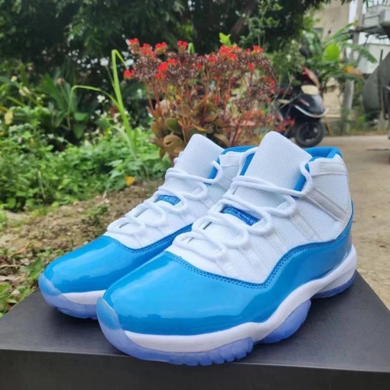 Jordan Sneakers Air 11 High-Top — AJ11-North Carolina Blue