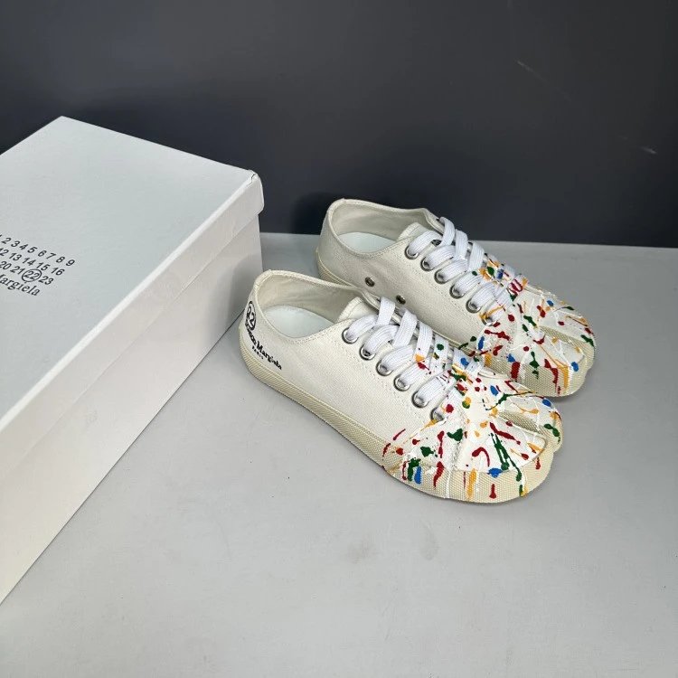 Maison Margiela Sneakers Tabi split-toe canvas low-top image 4
