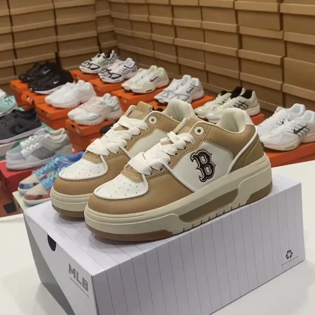 MLB Sneakers Low-Top Chunky Logo product detail image 6