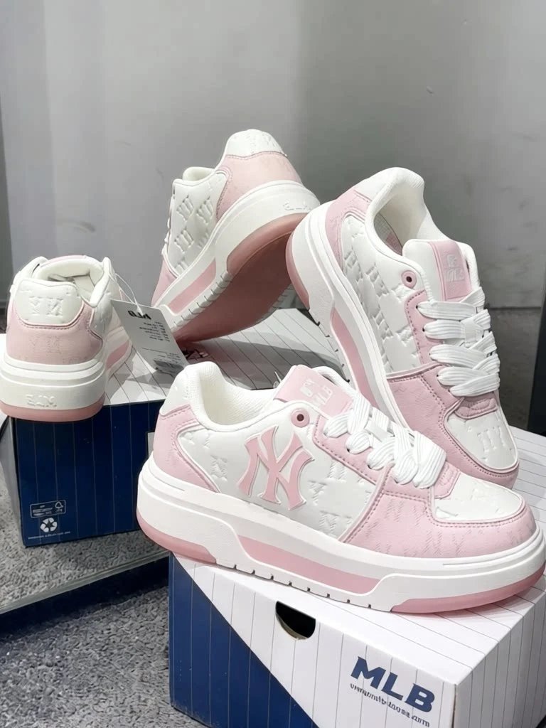 MLB Sneakers Low-Top Chunky Logo — Small pink-(small size)