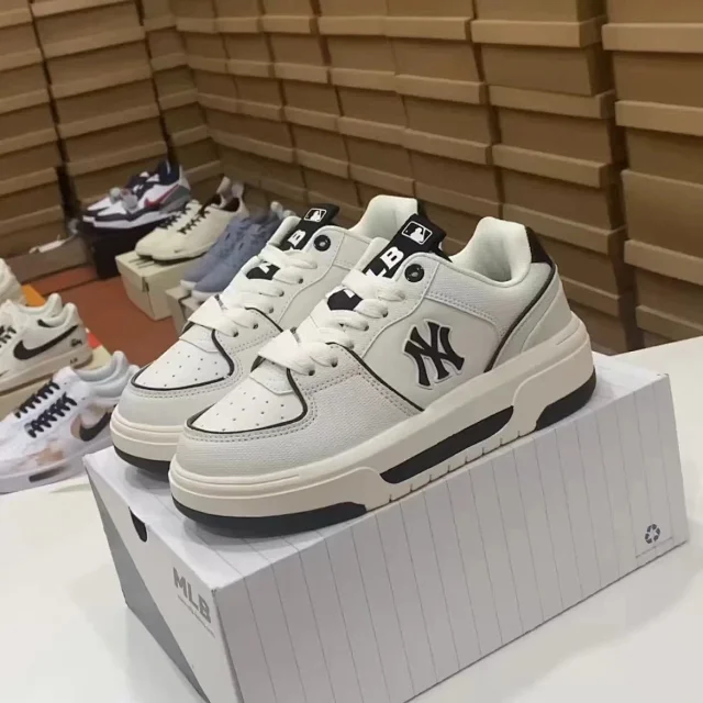 MLB Sneakers Low-Top Chunky Logo product detail image 13