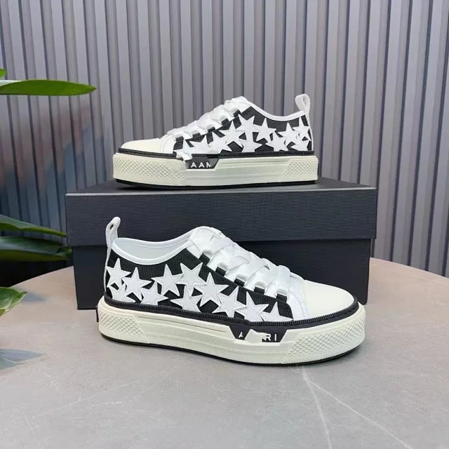 AMIRI Sneakers Star-appliqué low-top product detail image 1