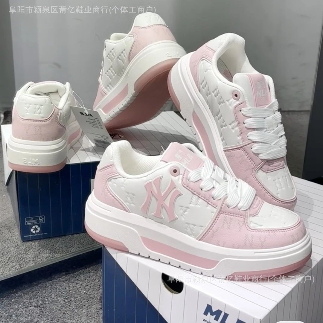MLB Sneakers Low-Top Chunky Logo image 2