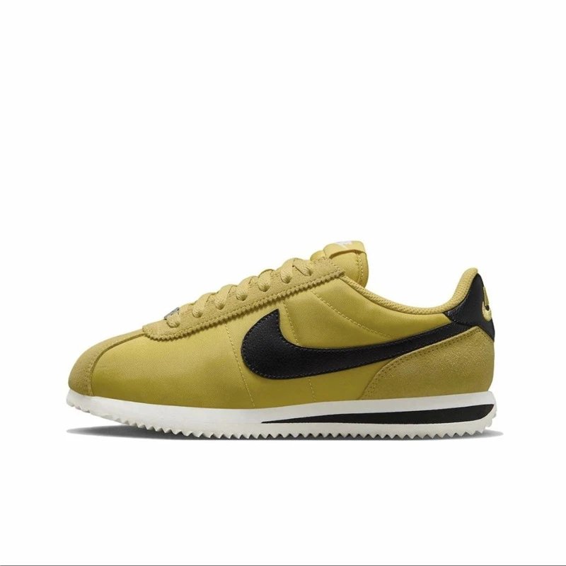 Nike Sneakers Cortez — 11