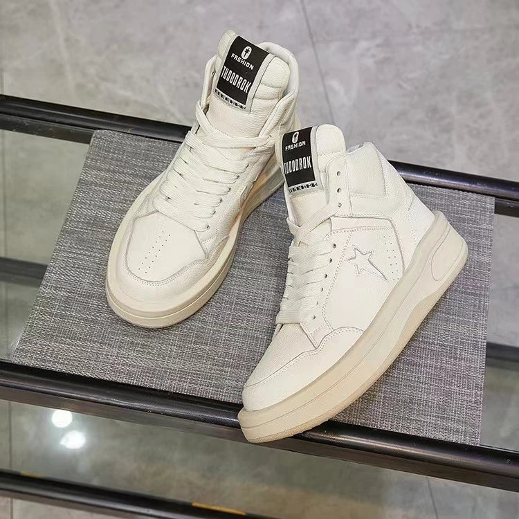 TUDDORUK Sneakers High-Top Lace-Up Star — Off-white