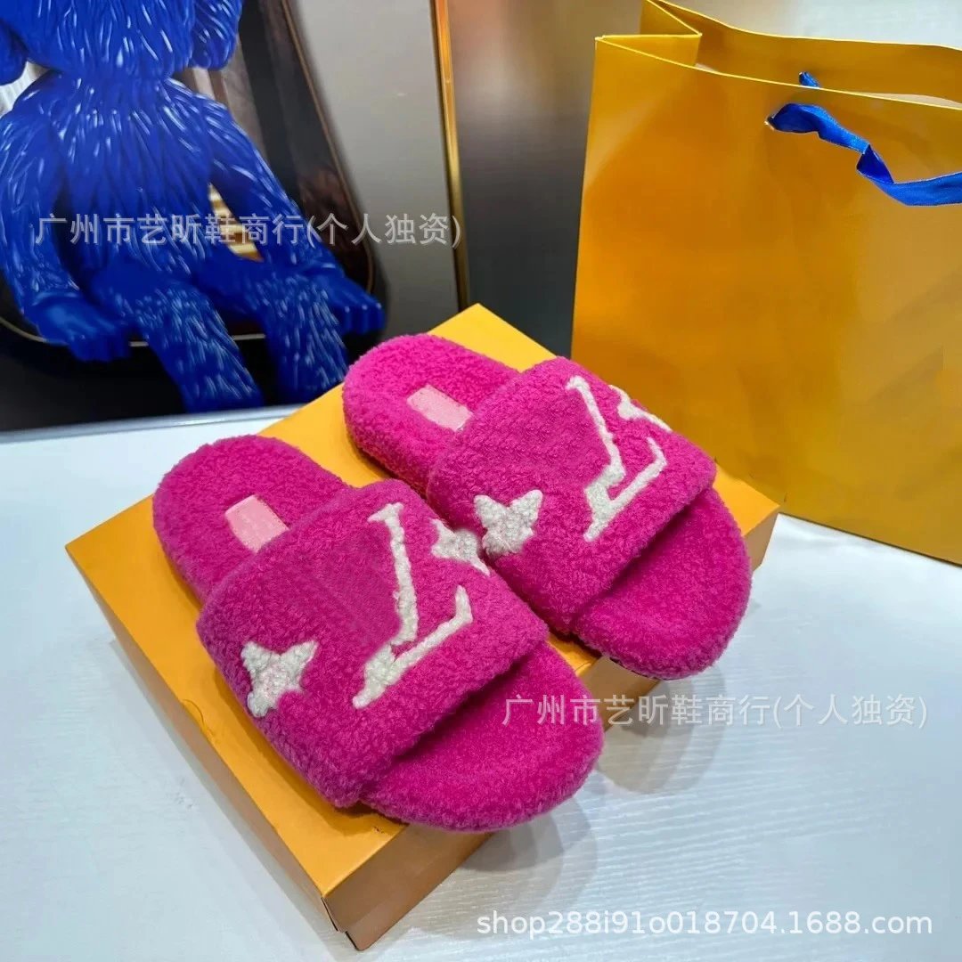 Louis Vuitton Slippers Faux Fur Logo Slide — Peach pink