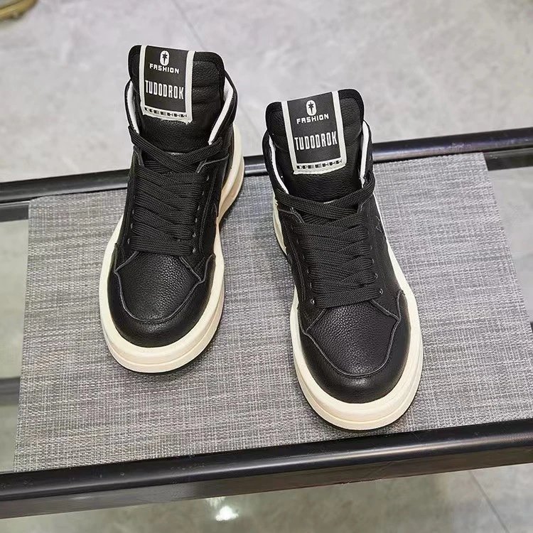 TUDDORUK Sneakers High-Top Lace-Up Star — Black
