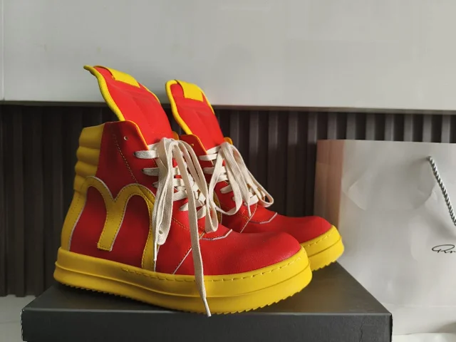 McDonald's Sneakers High-Top with Golden Arches Logo product detail image 4