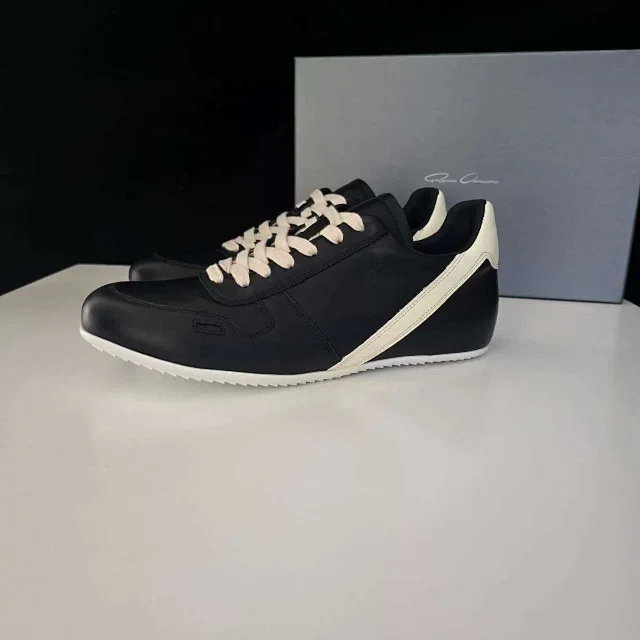 Unbranded Sneakers Low-Top Lace-Up with Contrast Heel Stripe product detail image 10