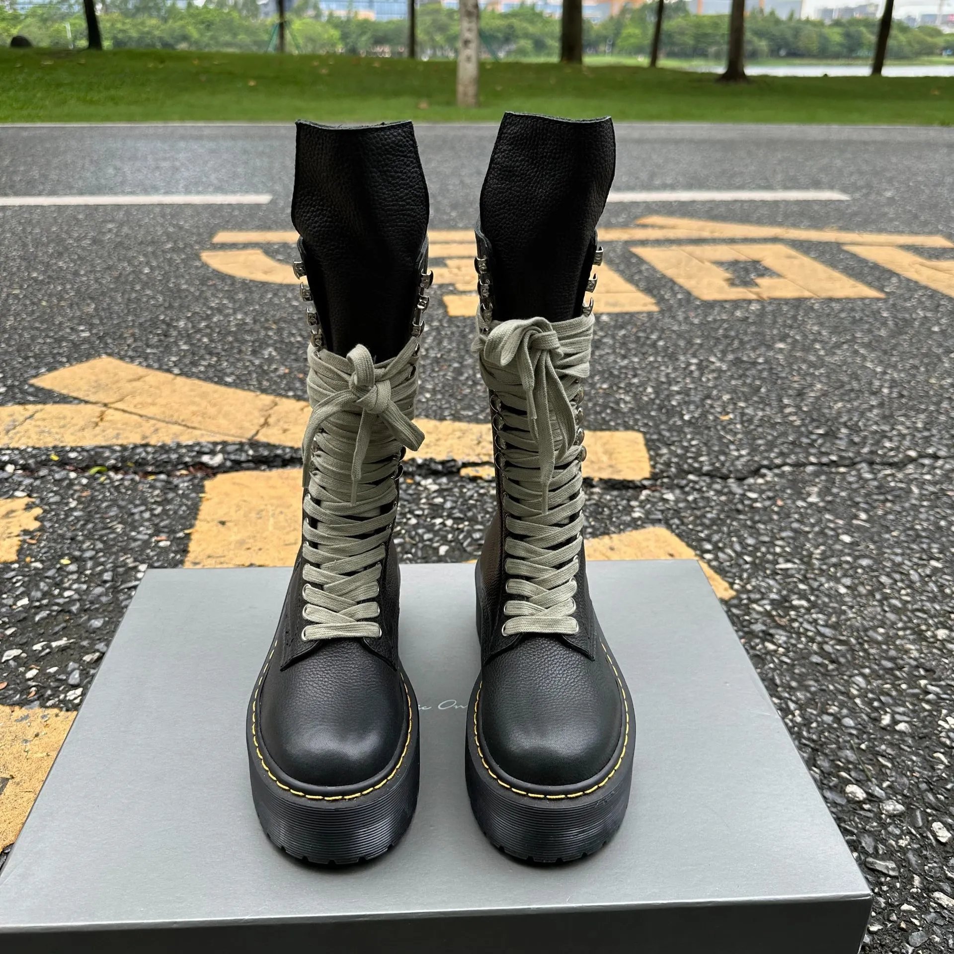 Unbranded Boots Lace-Up Platform Combat with Side Zipper image 4