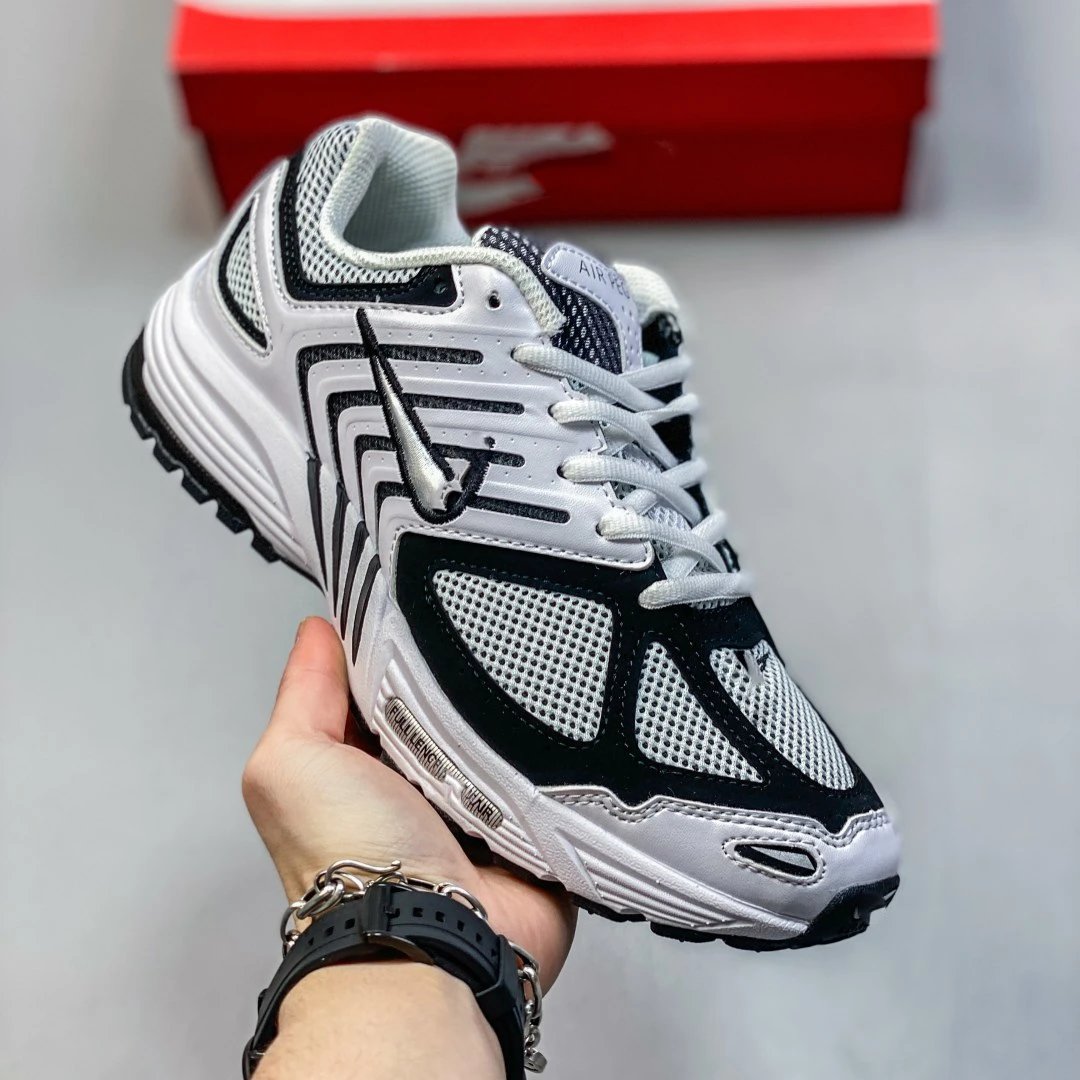 Nike Sneakers Mesh running with layered overlays — 5