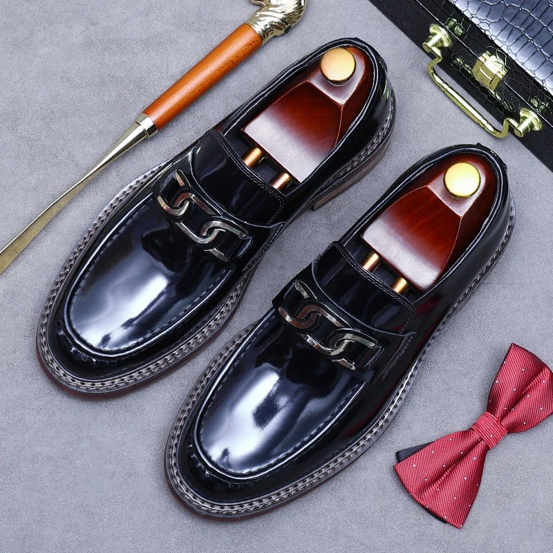 Unbranded Leather Shoes Patent Chain-Detail Loafers — Black