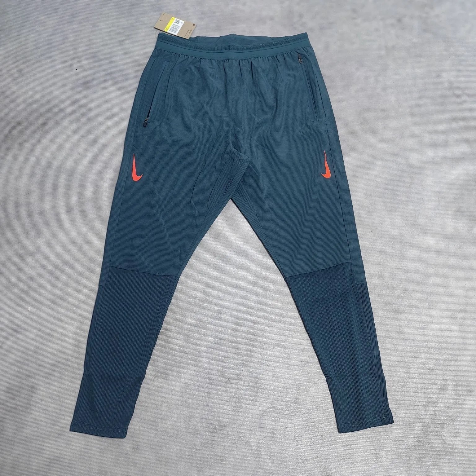Double Hook in Dark Green