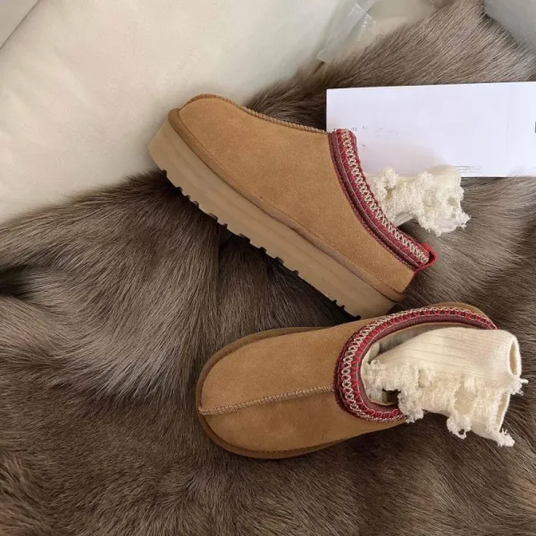 UGG Tasman Black Shearling-Lined Slipper Boots - 18