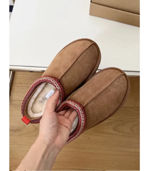 UGG Tasman Black Shearling-Lined Slipper Boots - 19
