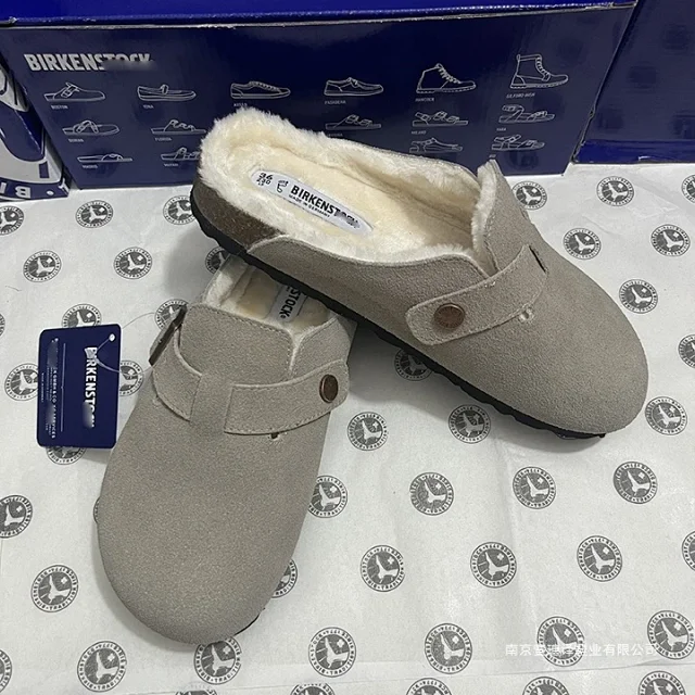 Birkenstock Slippers Boston Shearling Buckle Mules product detail image 4