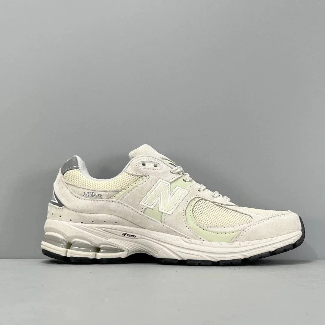 NB2002RE Off-White