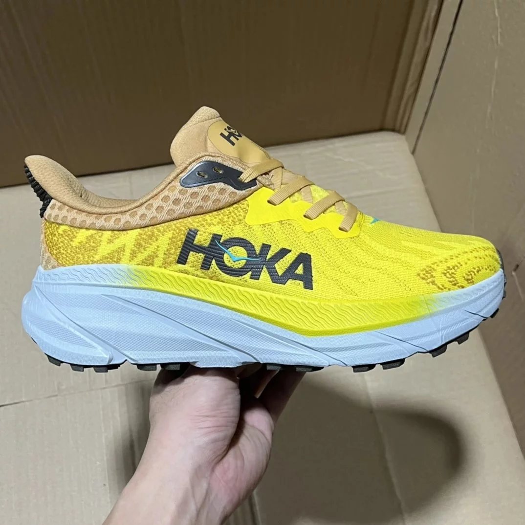 Orange M4-HOKA002