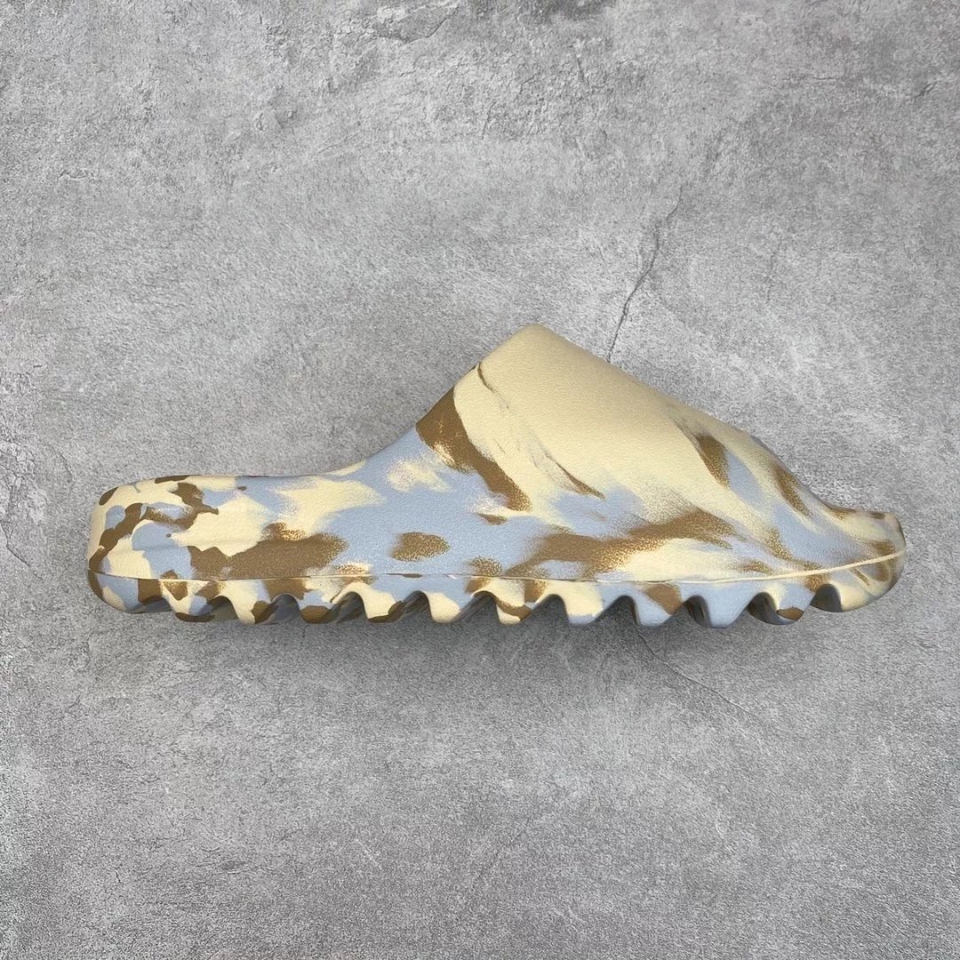 Coconut slippers bone white camouflage GW1932