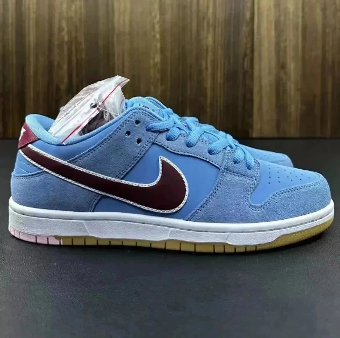 KZ Dunk SB Philadelphia Phillies DQ4040-400
