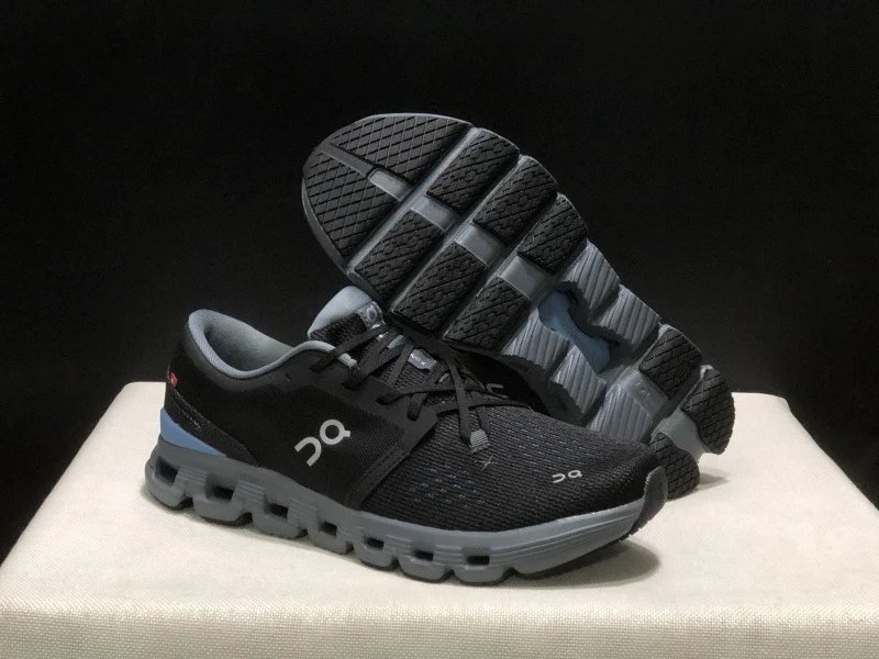 跨境 On昂跑 Cloud X4 低帮轻便休闲跑步运动鞋
