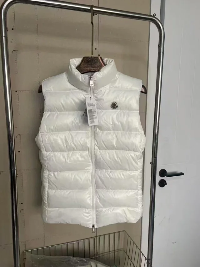 Moncler Vests Quilted puffer vest with detachable hood product detail image 10