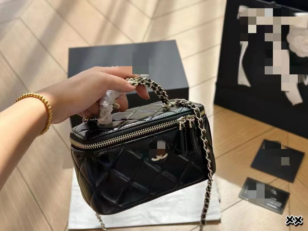 Women’s chain box bag – 2025 new genuine leather diamond pattern shoulder & crossbody bag