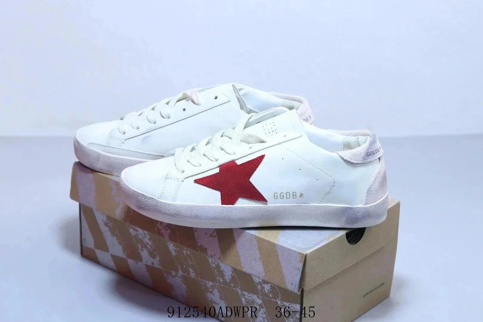 Golden Goose ( 14+ colors )