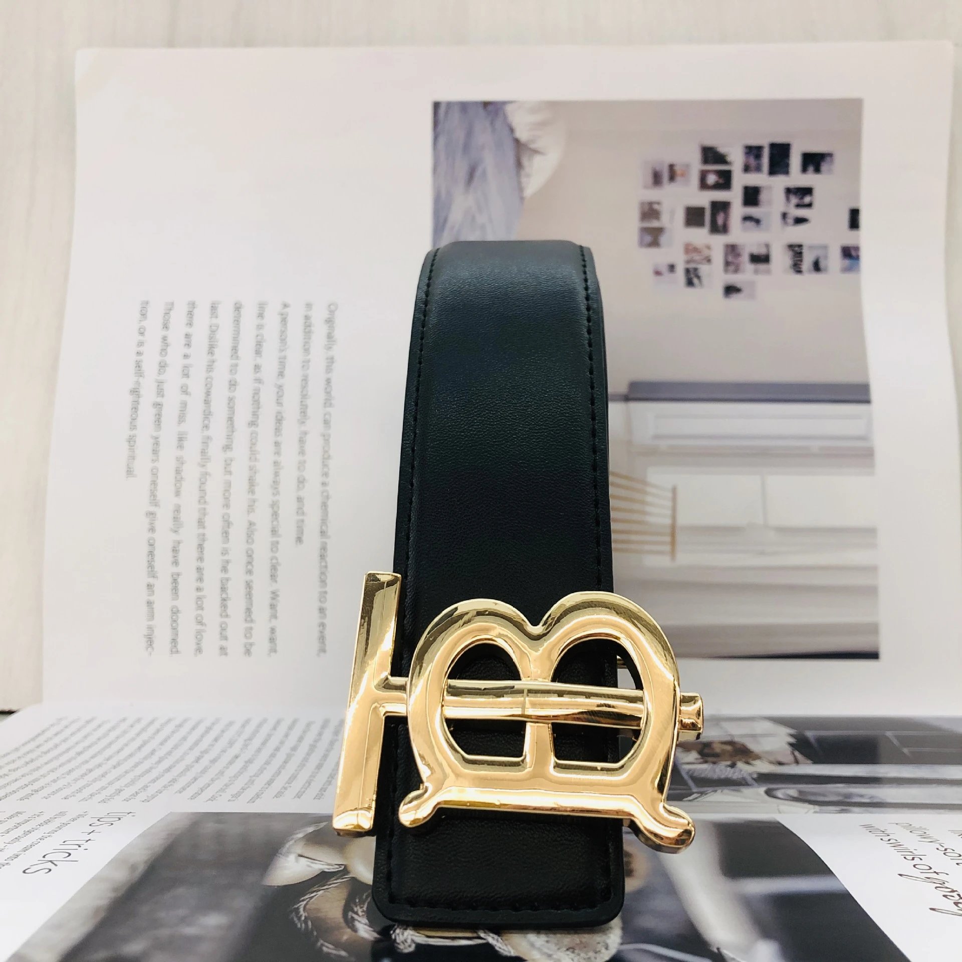 Upper TB black plain gold buckle