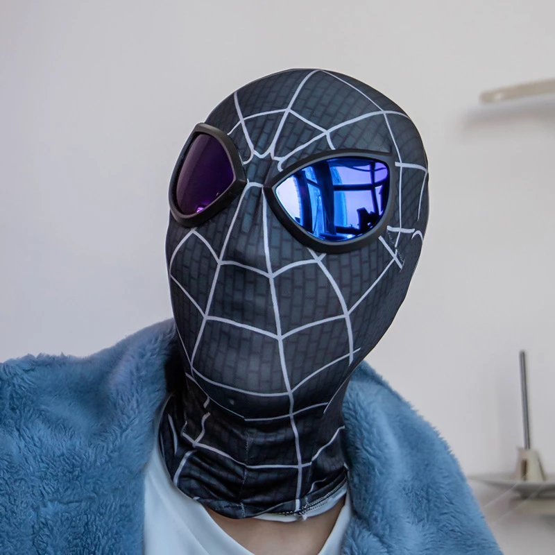 Ordinary heart black spider