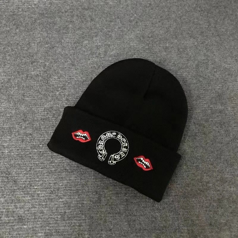 Design Floral Embroidered Beanie Black - 7