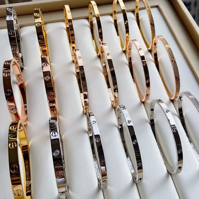 Cartier Bracelet: seller detail photo 8