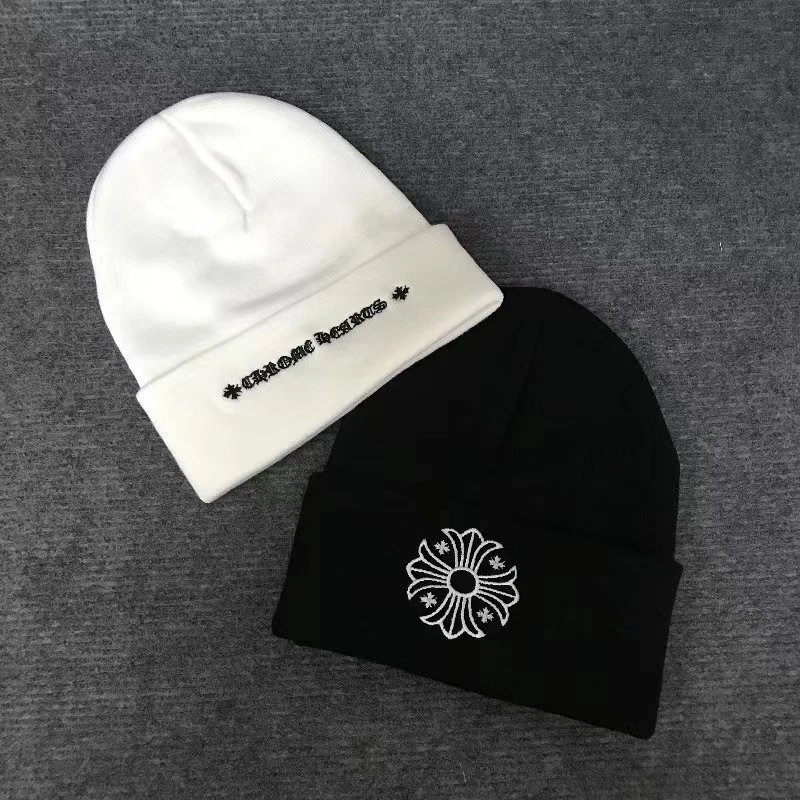 Design Floral Embroidered Beanie Black - 8