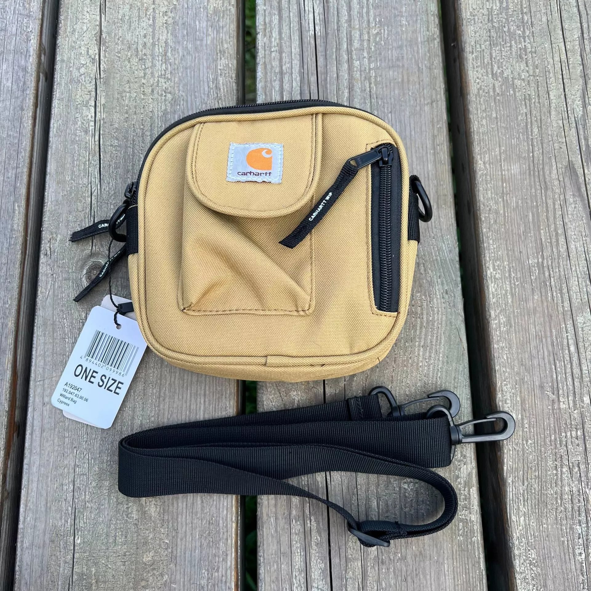 Bone pulling square bag: light brown