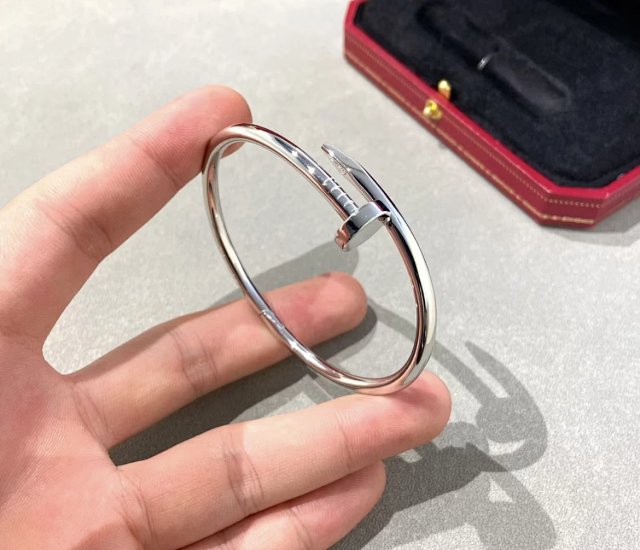 Cartier Bracelet: seller detail photo 5