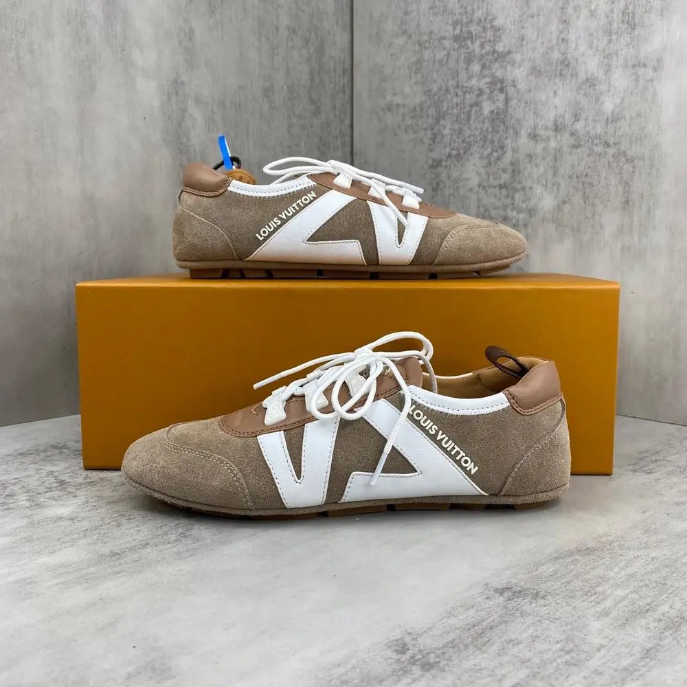 Louis Vuitton Sneakers Low-Top Lace-Up with Oversized LV Motif image 3