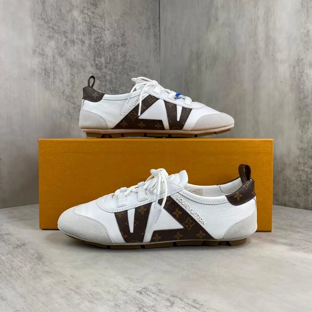 Louis Vuitton Sneakers Low-Top with Oversized LV Side Panels image 10