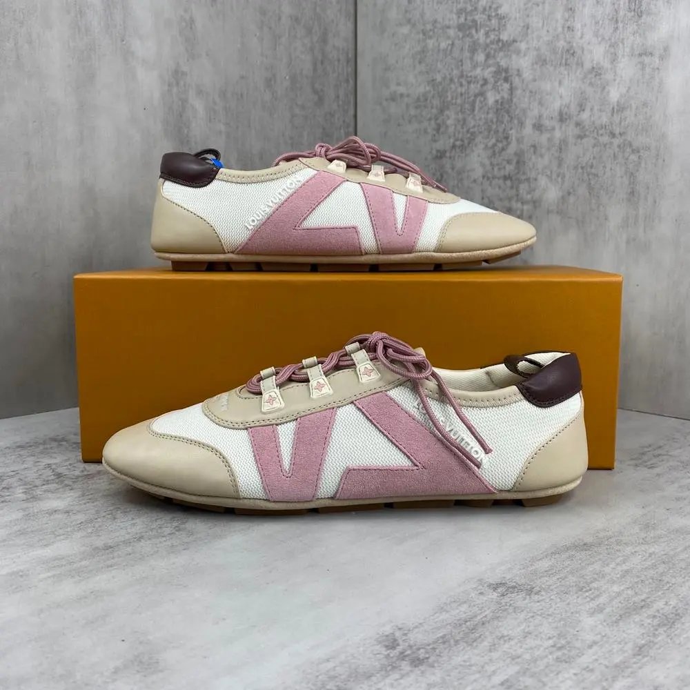 Louis Vuitton Sneakers Low-Top Lace-Up with Oversized LV Motif image 6