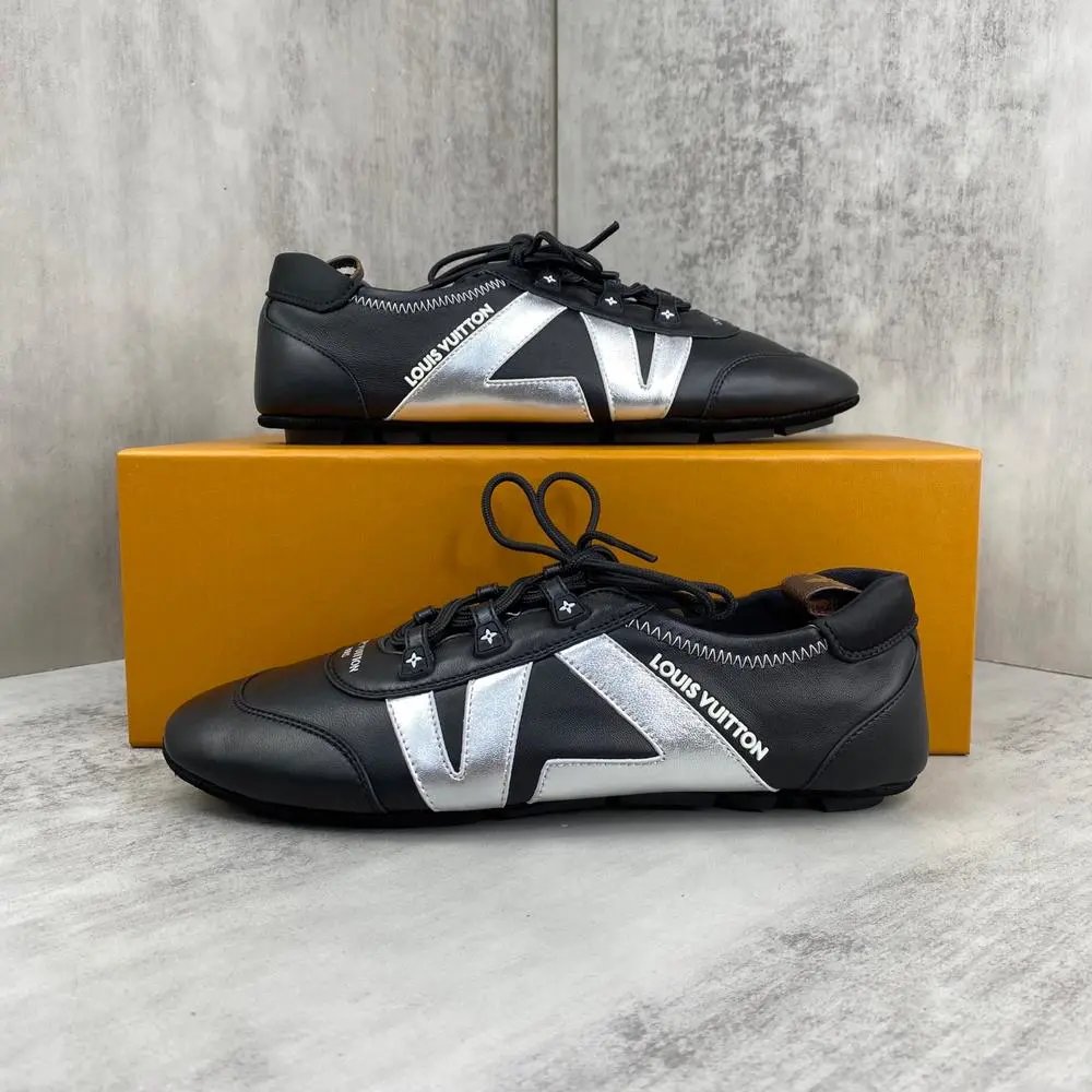 Louis Vuitton Sneakers Low-Top Lace-Up with Oversized LV Motif — Style 2