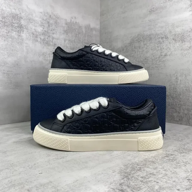 Dior Sneakers Low-Top Lace-Up Monogram product detail image 2